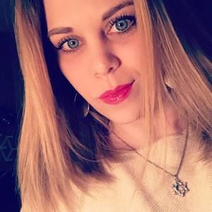 Meet your Posher, Samantha b